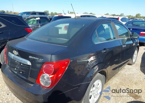 2015 Chevrolet Sonic Lt Auto из США, поврежденный, VIN 1G1JC5SH9F4126783